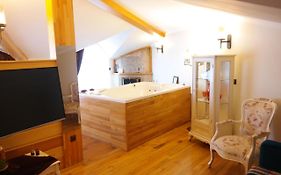 Asiklar Otel By Suekrue